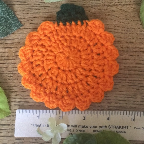 Crochet pumpkin coasters - Picture 8 of 8